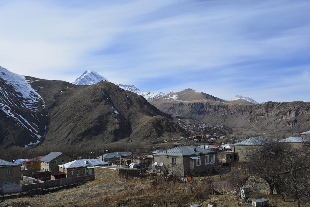 Zaza'S House Ξενοδοχείο Kazbegi Εξωτερικό φωτογραφία